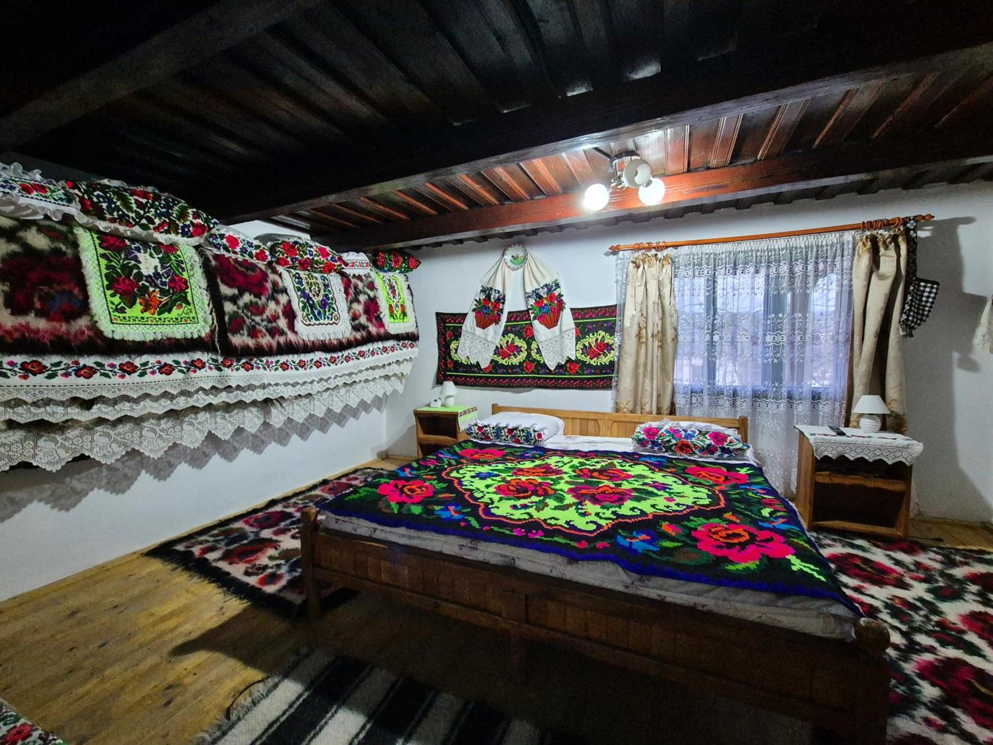 Гостевой дом La Rodica In Vale Окна-Шугатаг Экстерьер фото